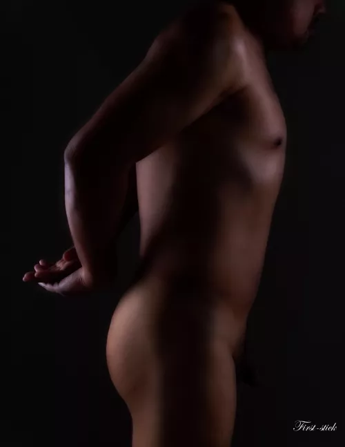 (M) Let’s play in the dark!😈