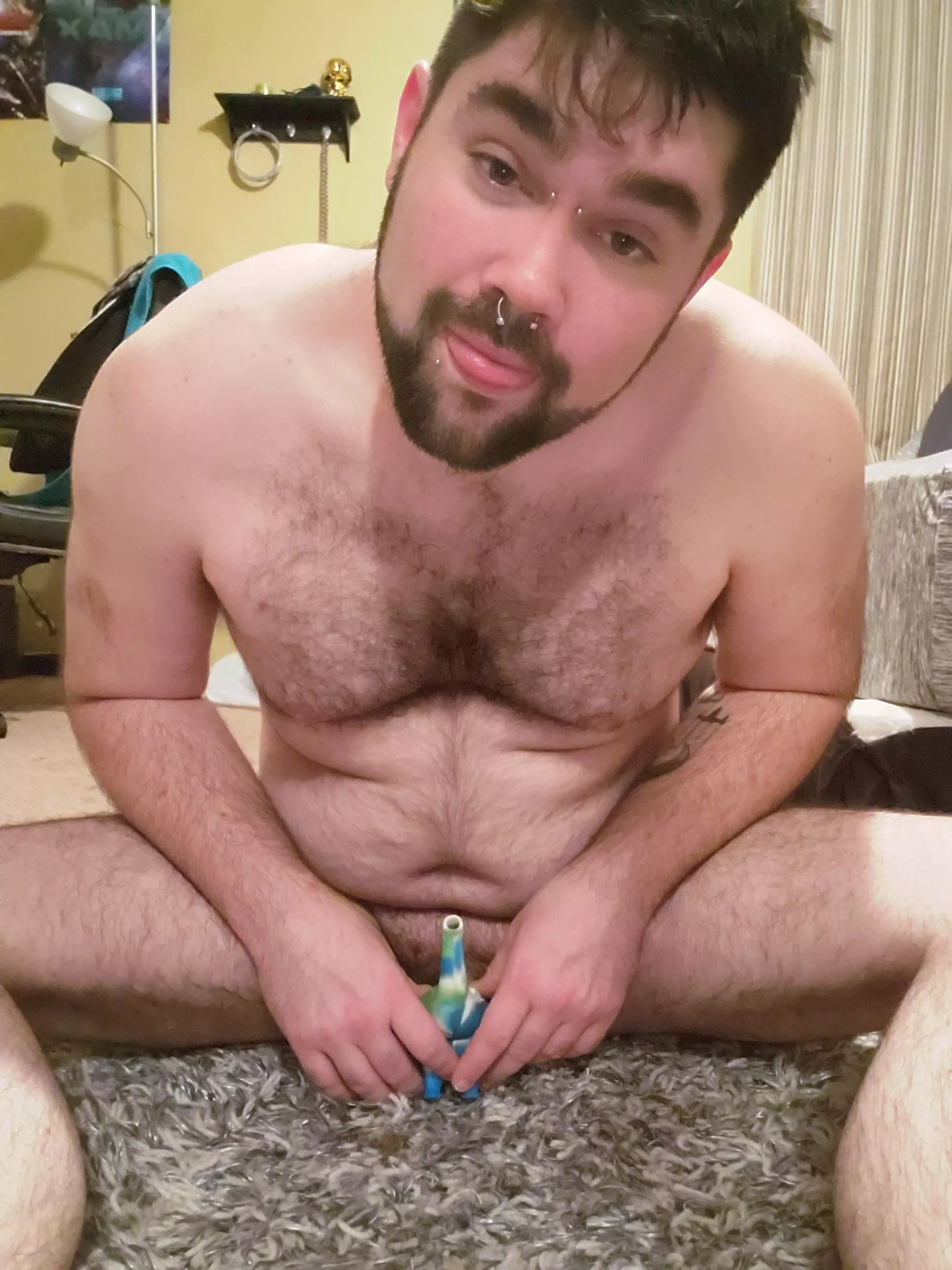 [M] smoking naked is the the best 🙂
