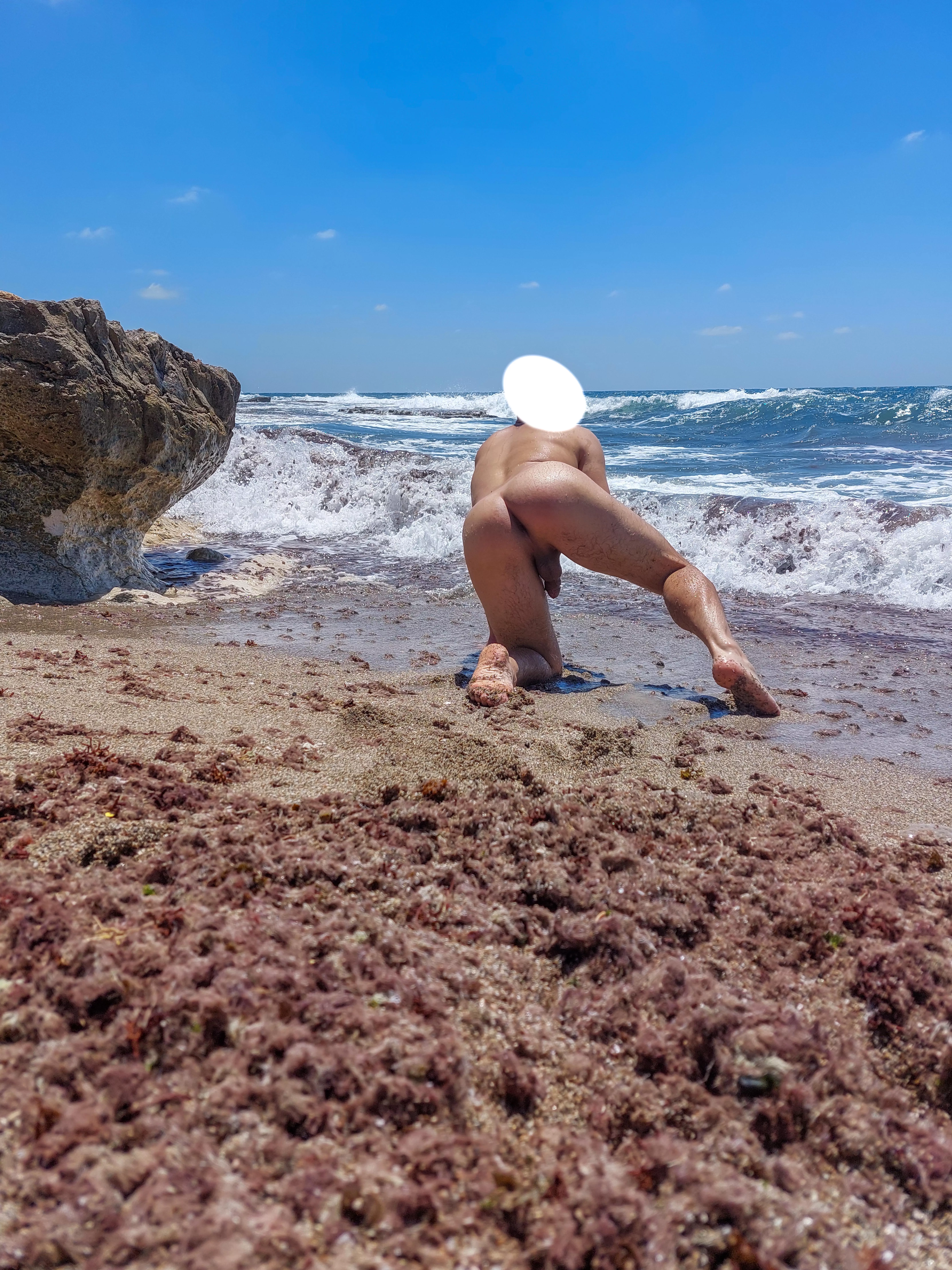 (m) the power of the sea (m) the power of the sea