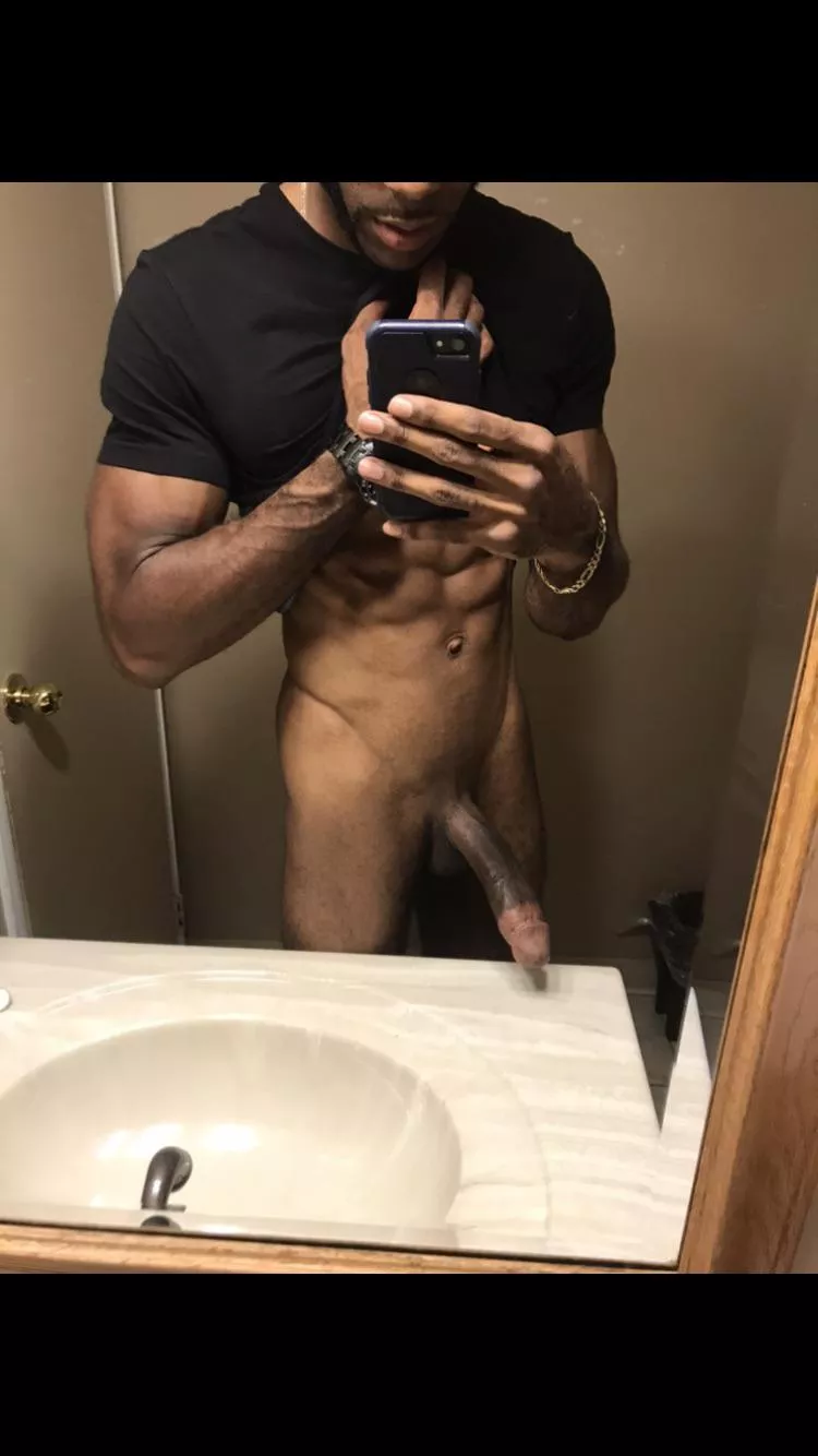 {M4MF} I’m a young BULL and I enjoy meeting Redditors for fun 😈. Message me/ Comment {M4MF} I’m a young BULL and I enjoy meeting Redditors for fun 😈. Message me/ Comment