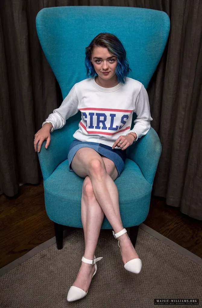 Maisie has me throbbing and leaking in this hour long edge. Nothing feels better than pumping for her. Maisie has me throbbing and leaking in this hour long edge. Nothing feels better than pumping for her.