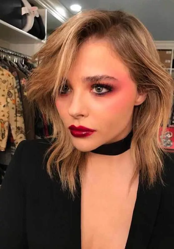 Make me cum all over for Chloe Moretz Make me cum all over for Chloe Moretz