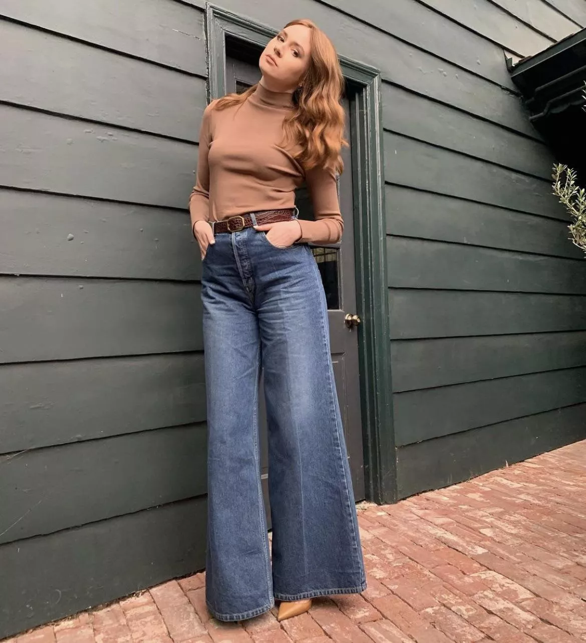 Make me cum to Karen Gillian Make me cum to Karen Gillian