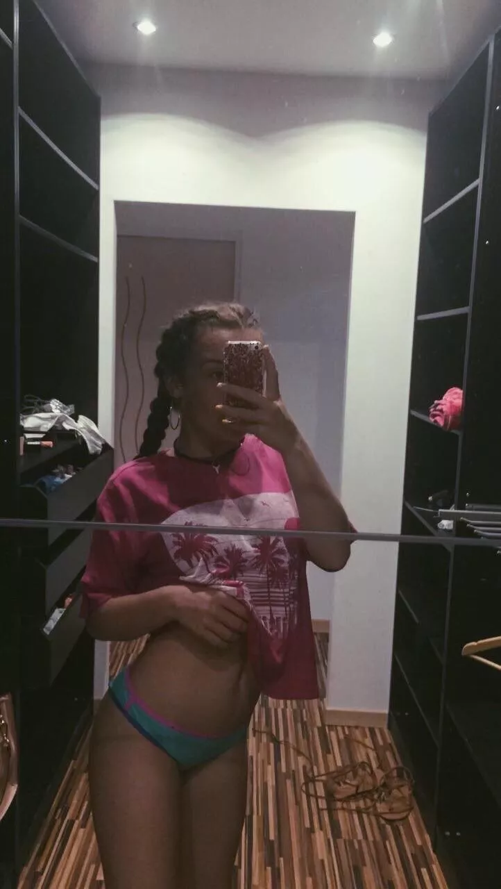Make me spread my ass for your thick cock Make me spread my ass for your thick cock
