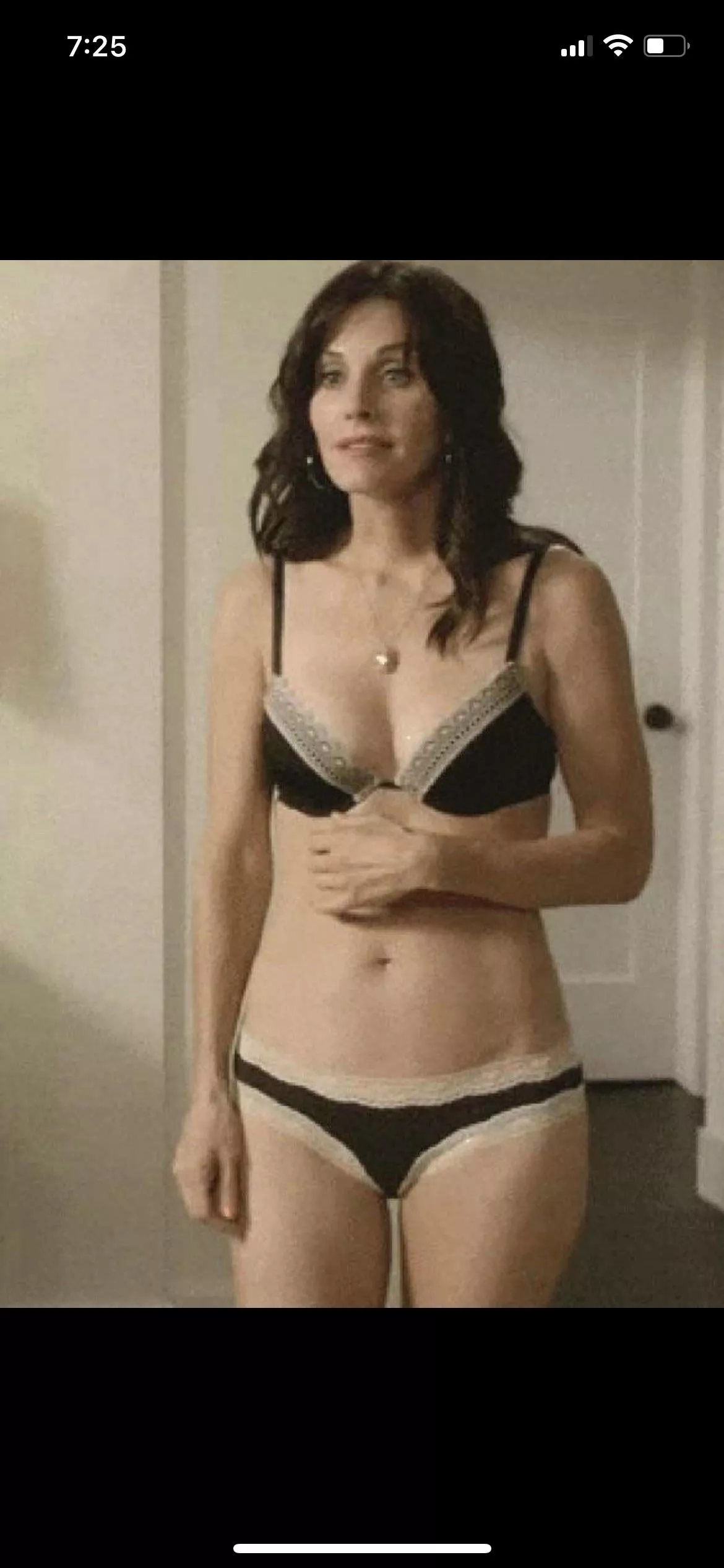Make me your boy toy as Courtney Cox Make me your boy toy as Courtney Cox