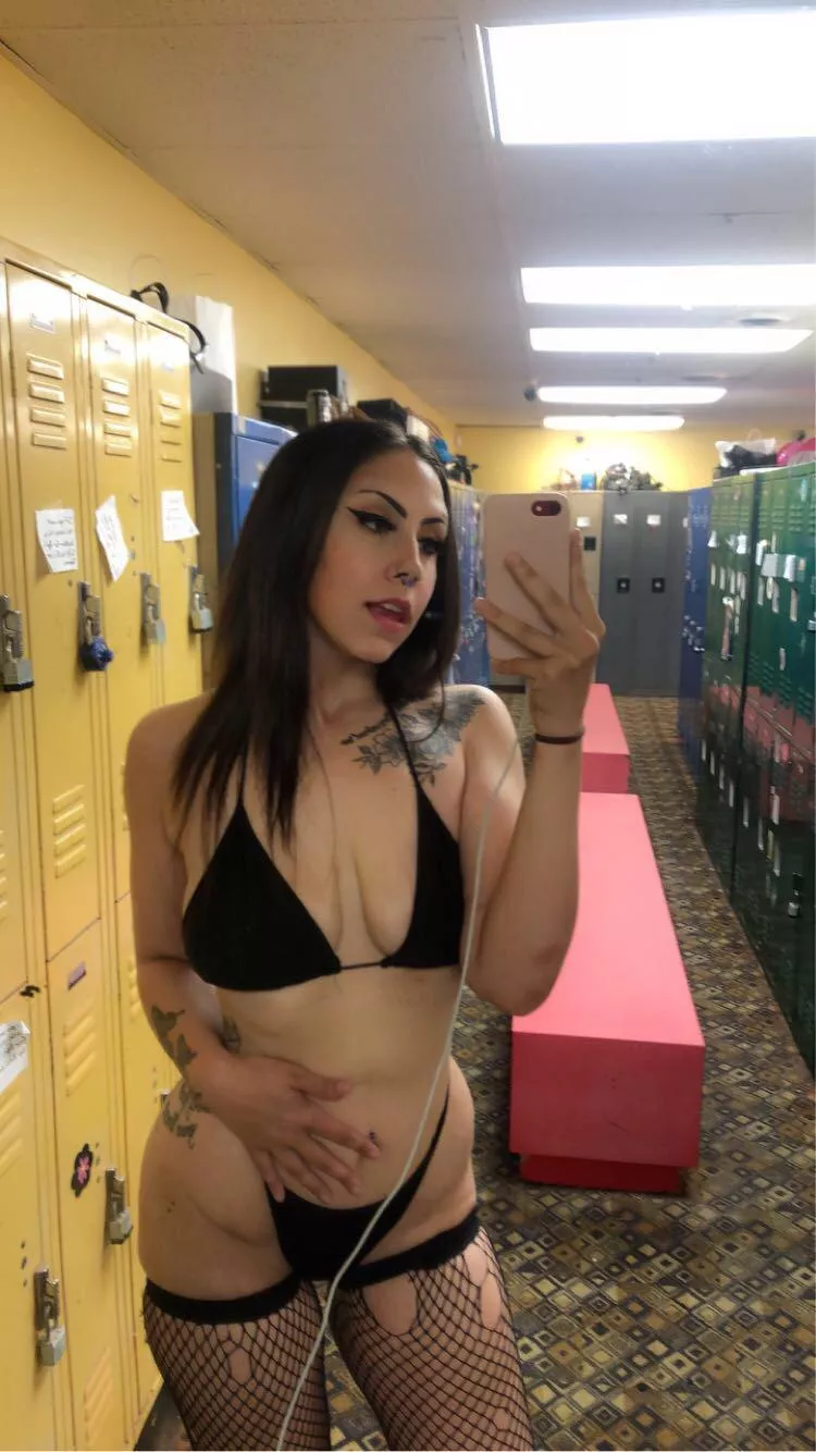 makeup is cute in this…someone come fuck it up 😉 makeup is cute in this…someone come fuck it up 😉