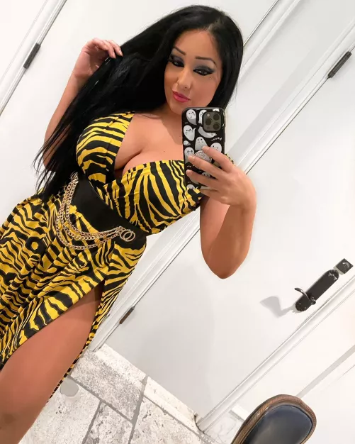 Mandy Leon