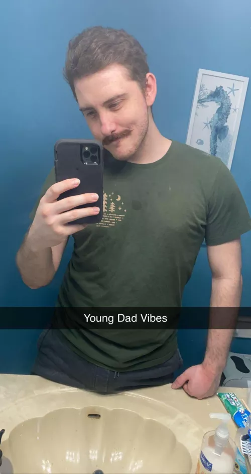 Manifesting 24yr old Dad-dy energy for 2022 😁