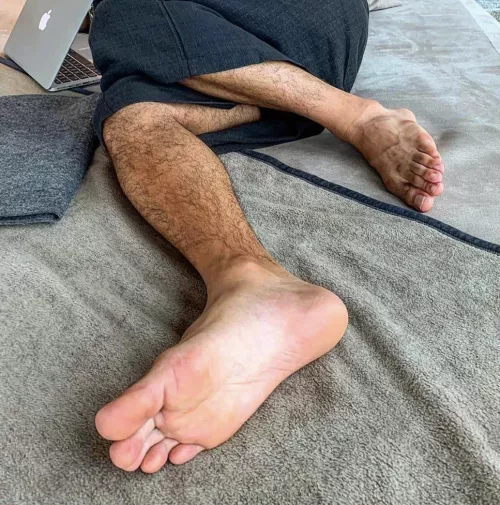 Manly and hairy sole and tops