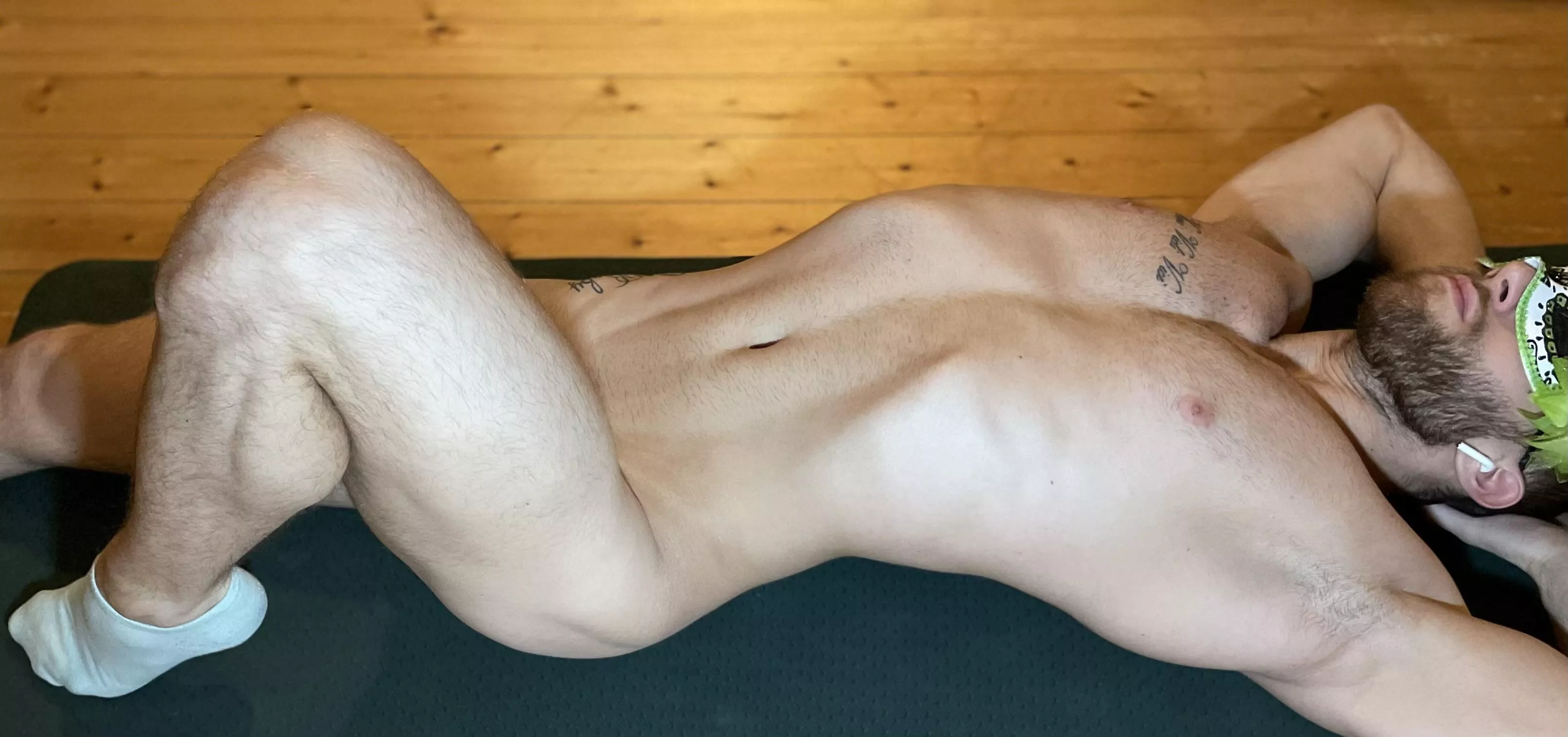 Manly & nude yoga, why not?