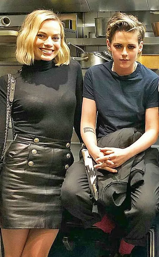Margot Robbie and Kristen Stewart Margot Robbie and Kristen Stewart