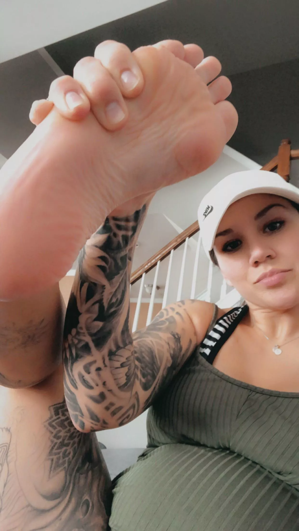 Massage me everywhere please.. where would you start? 🤤💦 Massage me everywhere please.. where would you start? 🤤💦