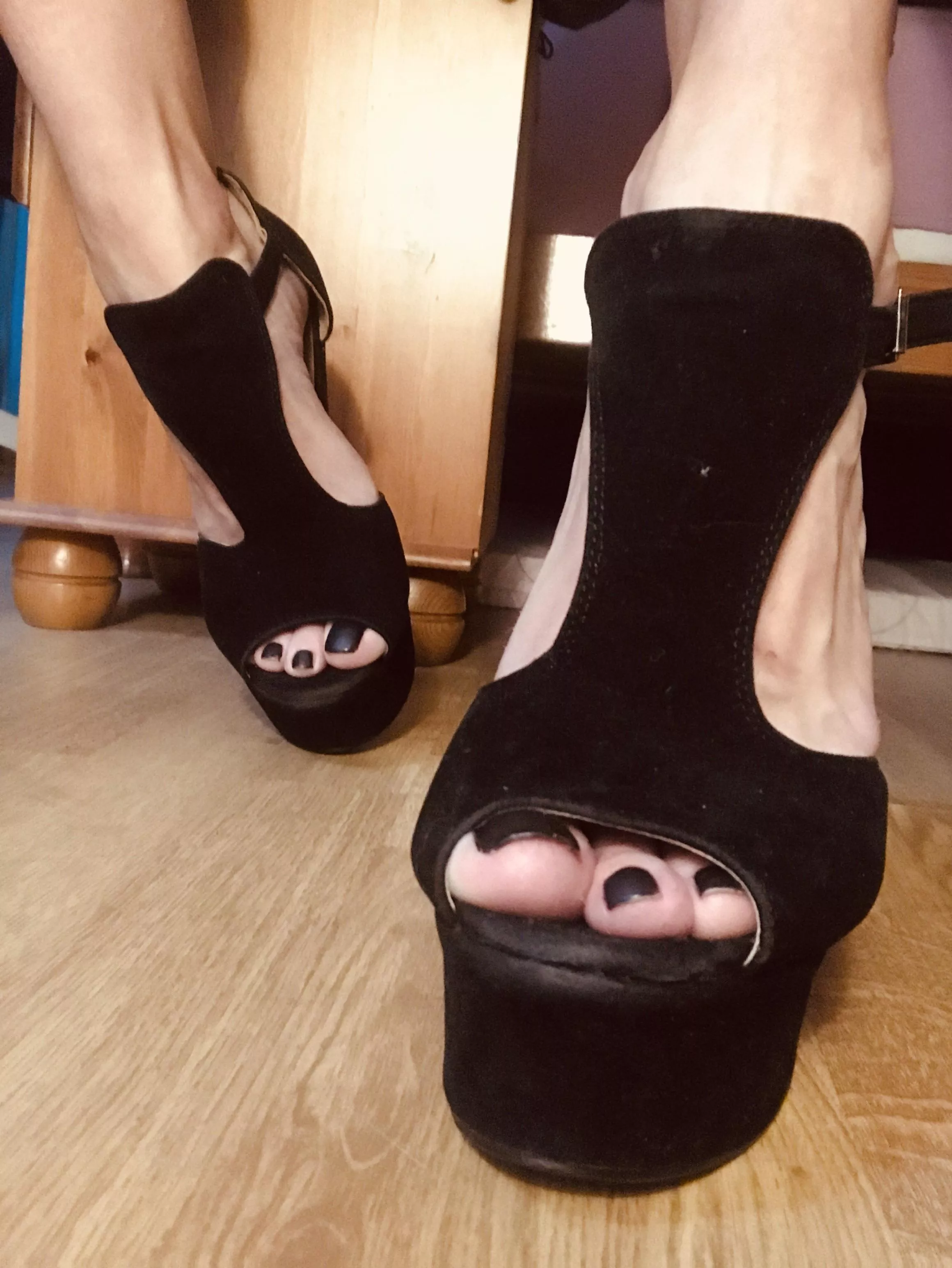 Matte black nails and black suede wedges 👠🥰 Matte black nails and black suede wedges 👠🥰