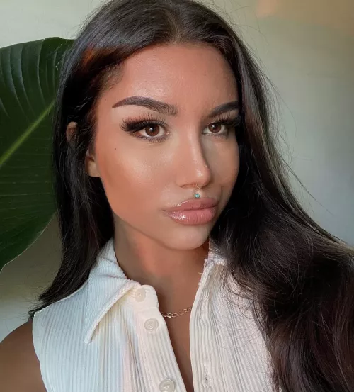 Mauritian x Irish
