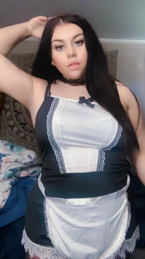 May I be of service? 🧹🤍