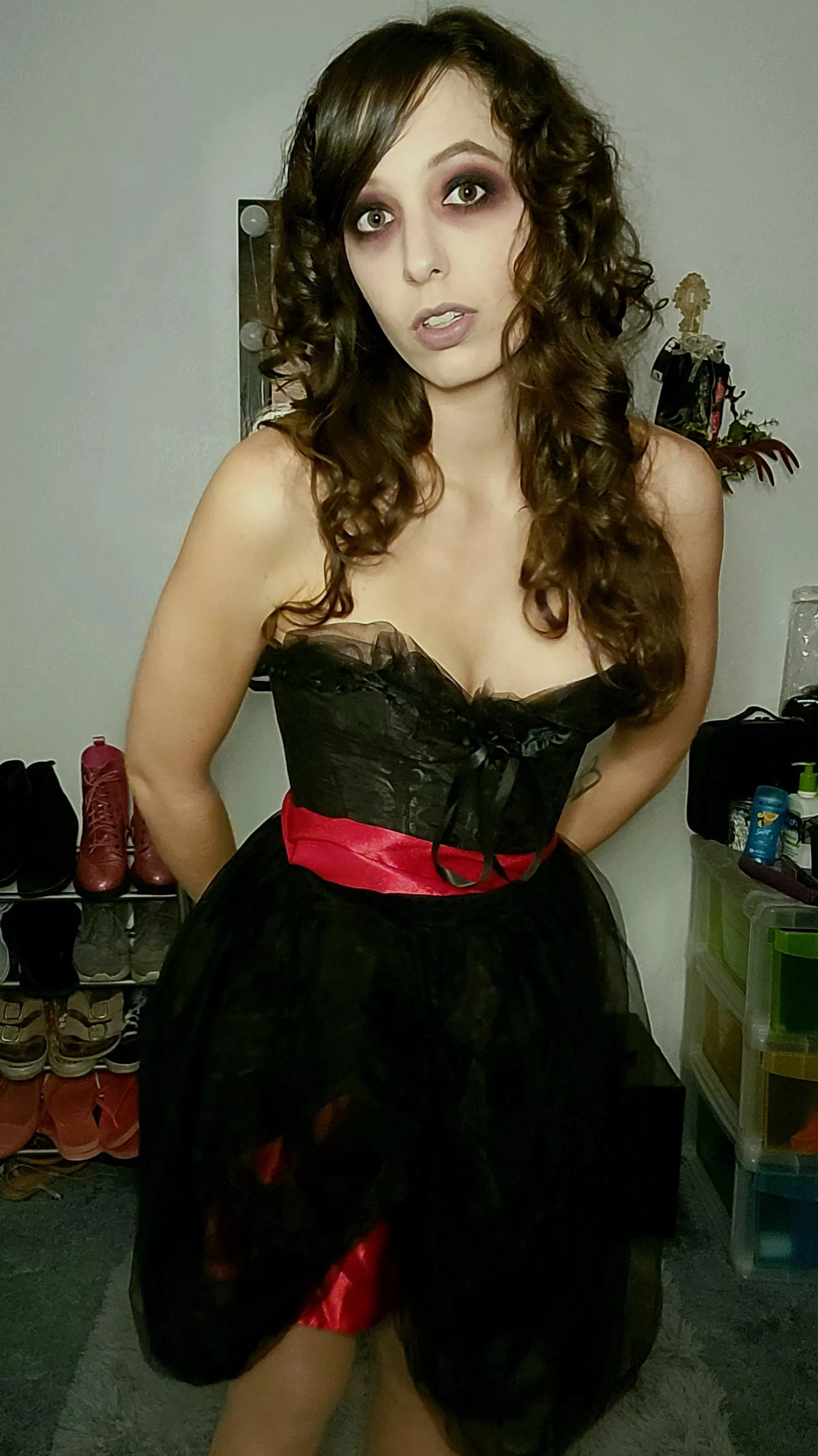 May I be your Helena?? May I be your Helena??