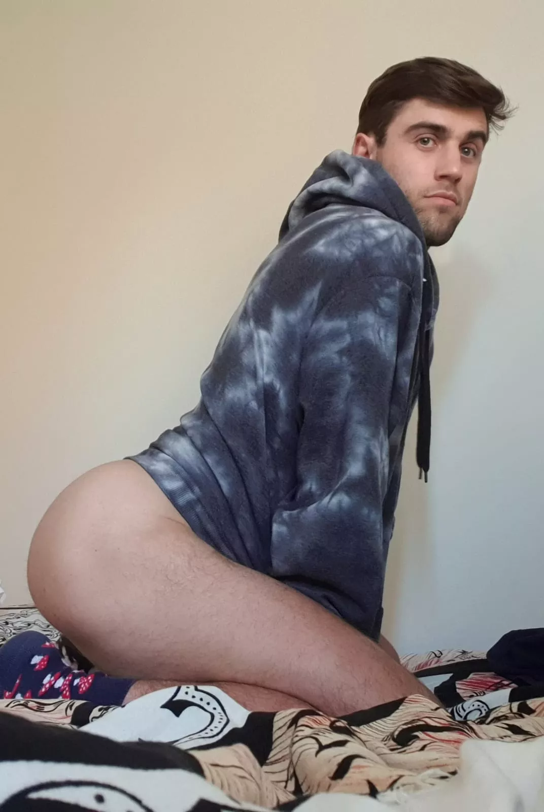 Maybe feeling submissive and breedable 👉👈 Maybe feeling submissive and breedable 👉👈