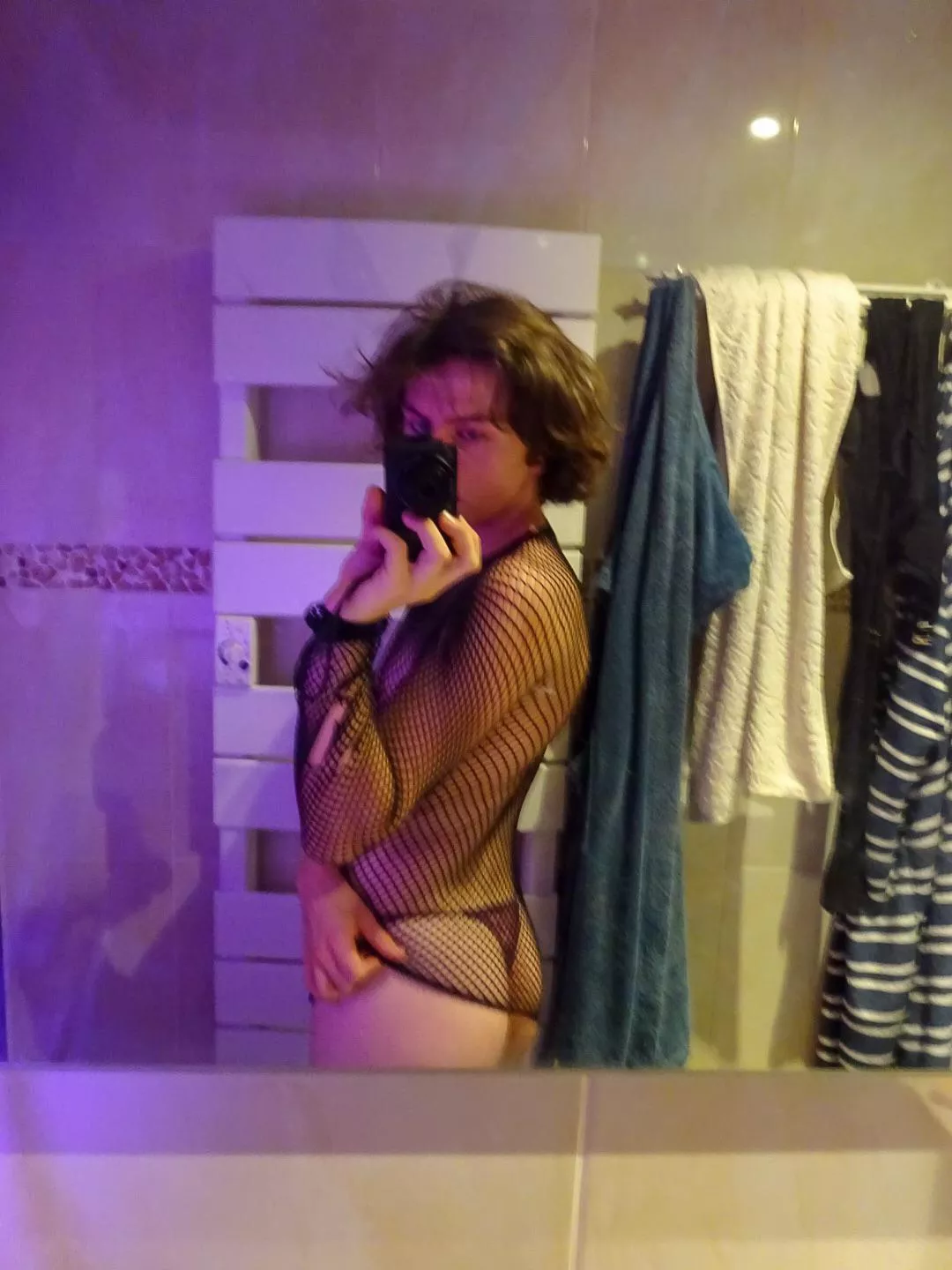 Maybe i should start posting nude stuff. tell me π Maybe i should start posting nude stuff. tell me π
