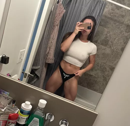 Maybe Iโll strip down for the next mirror selfie ๐ Maybe Iโll strip down for the next mirror selfie ๐