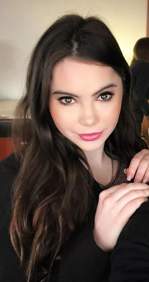 McKayla Maroney: highest mover on January 2018 World Rankings (up 25 to #66) McKayla Maroney: highest mover on January 2018 World Rankings (up 25 to #66)