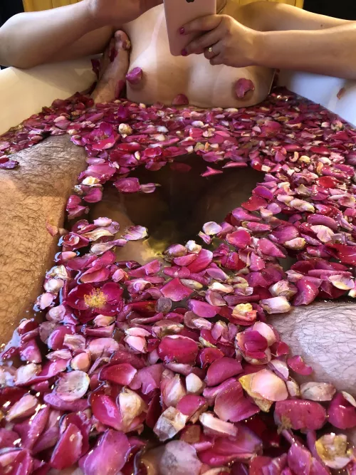 Me and my wife casually taking a bath. Her breasts are so damn tasty. What you think about? Me and my wife casually taking a bath. Her breasts are so damn tasty. What you think about?