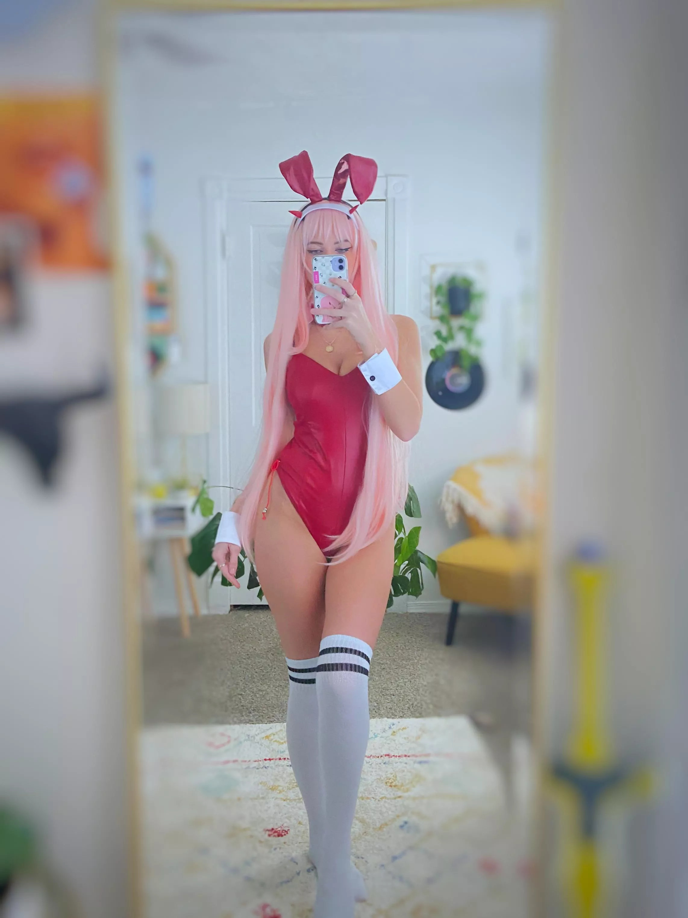 me as bunny senpai zero two 🐇❤️