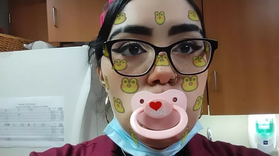 me brought paci to work today cause i'm not doing okay 🤫