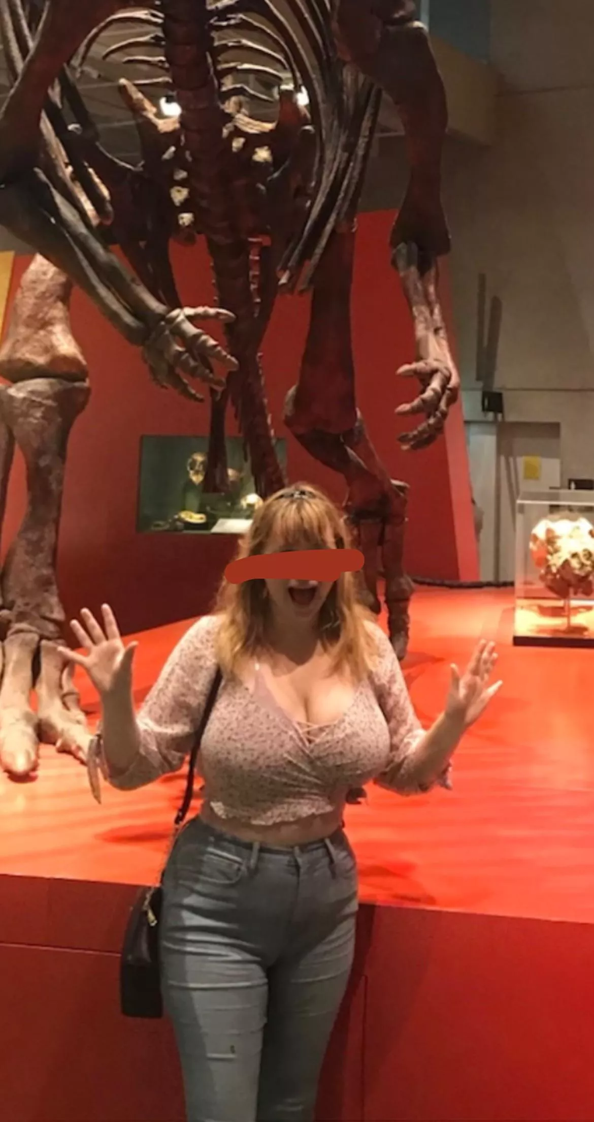 Me excited at the Dino’s bones! Taken few months ago hehe.
