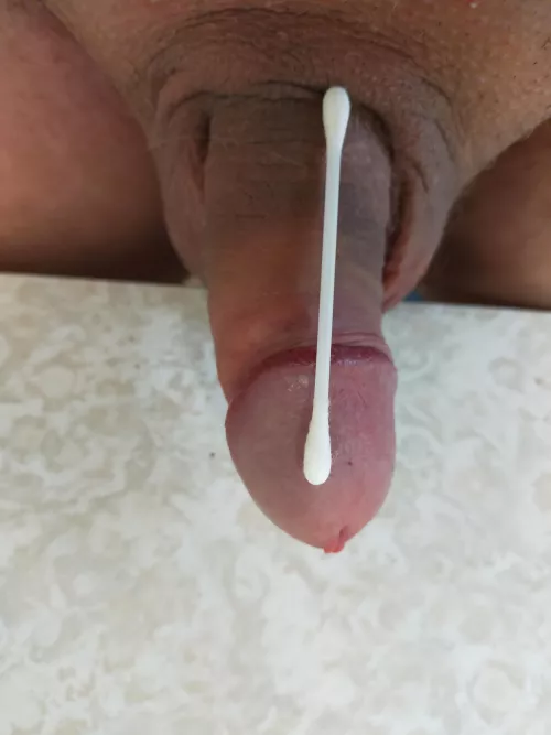 Me hard vs 3 inch q tip