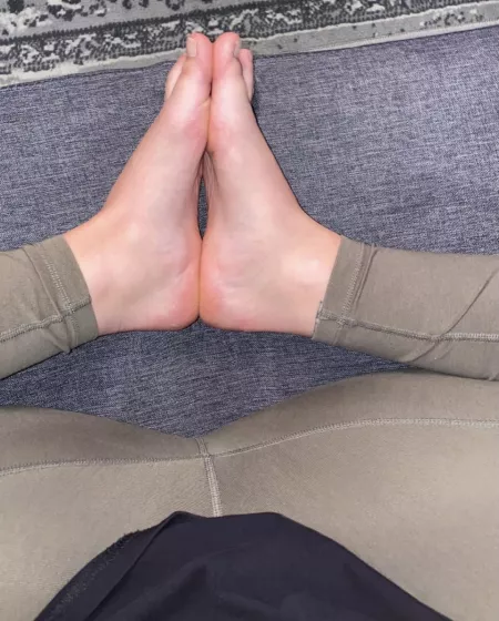 Meditating- clothed Version, wanna see the nude oneπ?