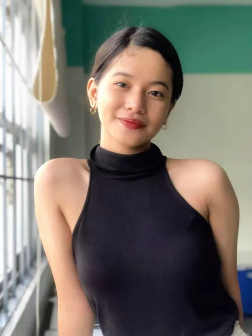 Meet me after class 👅