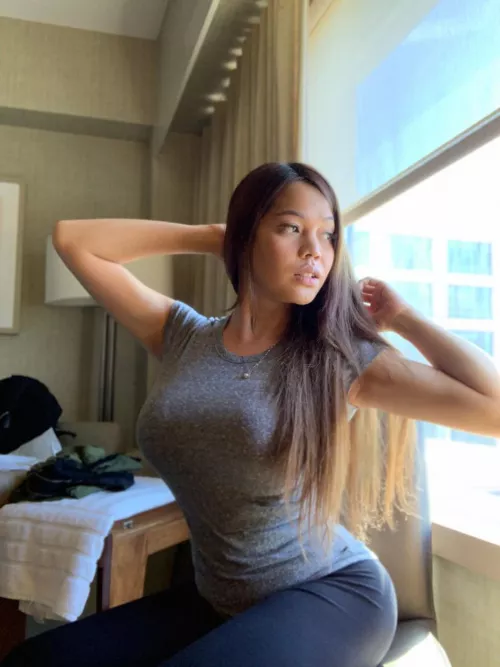 Meet your new Hot TS neighbor who just moved in Next-Door.