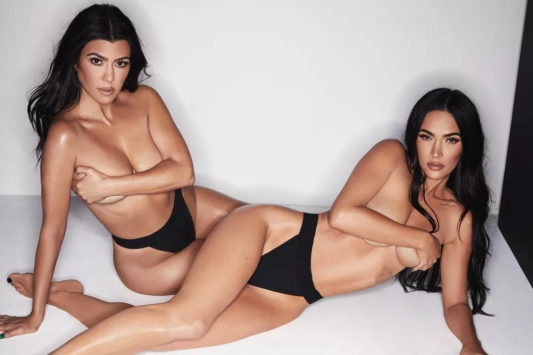 Kardashian nude nsfw kourtney Kourtney Kardashian
