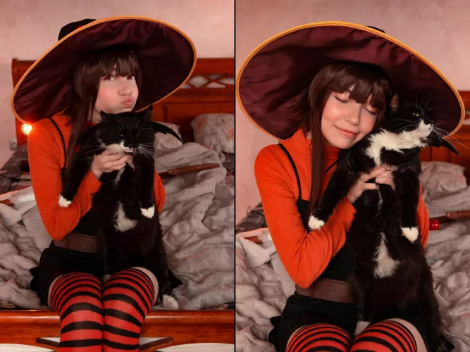 Megumin with Chomusuke cosplay by Murrning_Glow