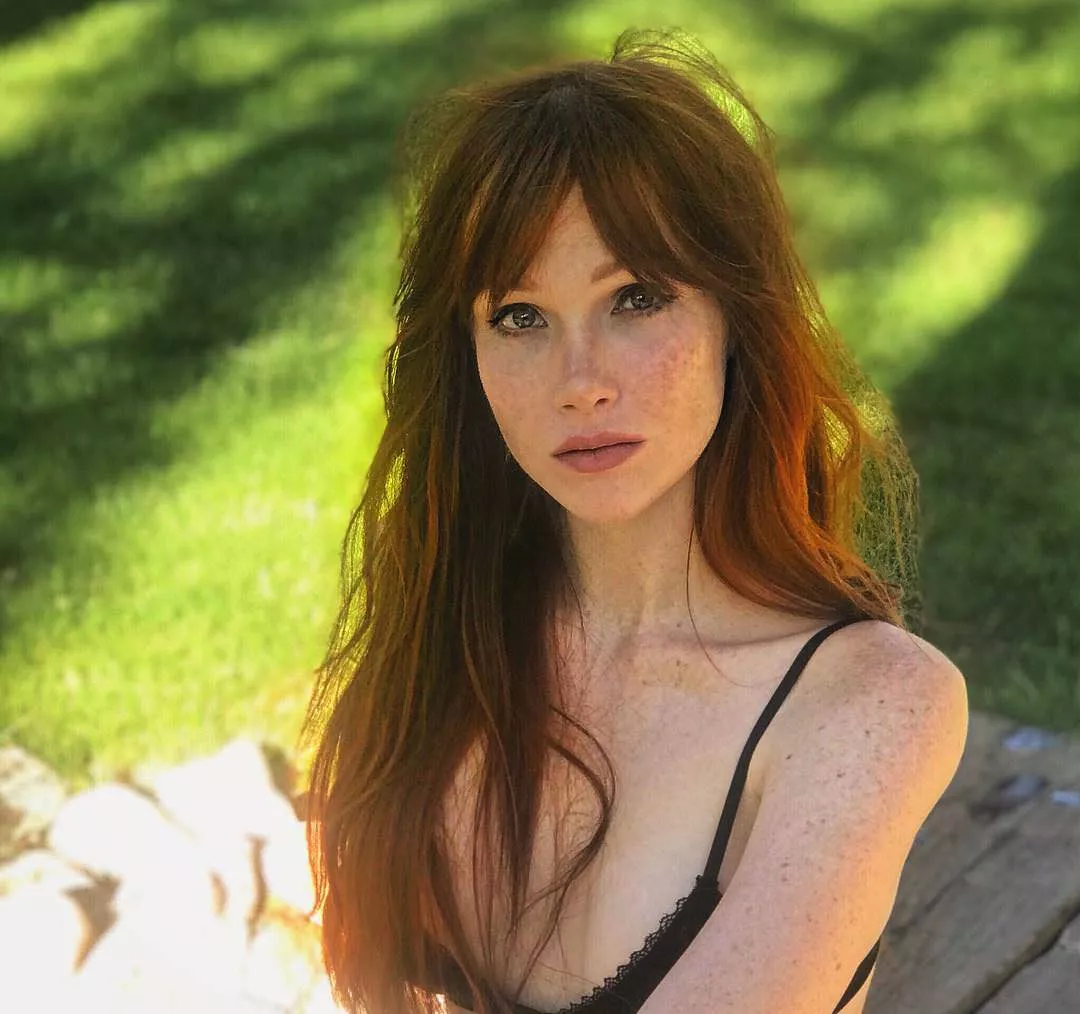 Melanie Mae Melanie Mae