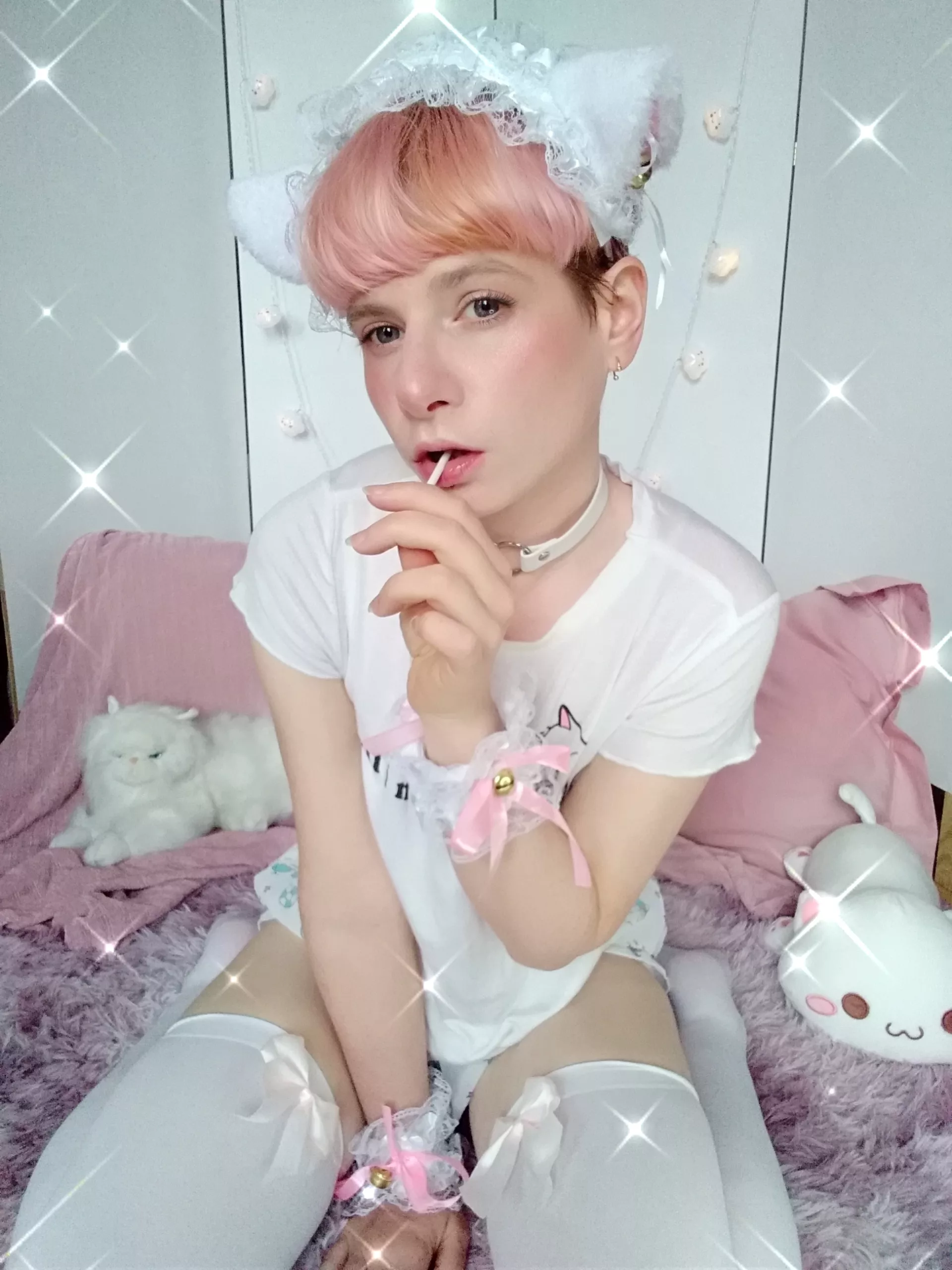 Meow! ? Have a happy Friday!