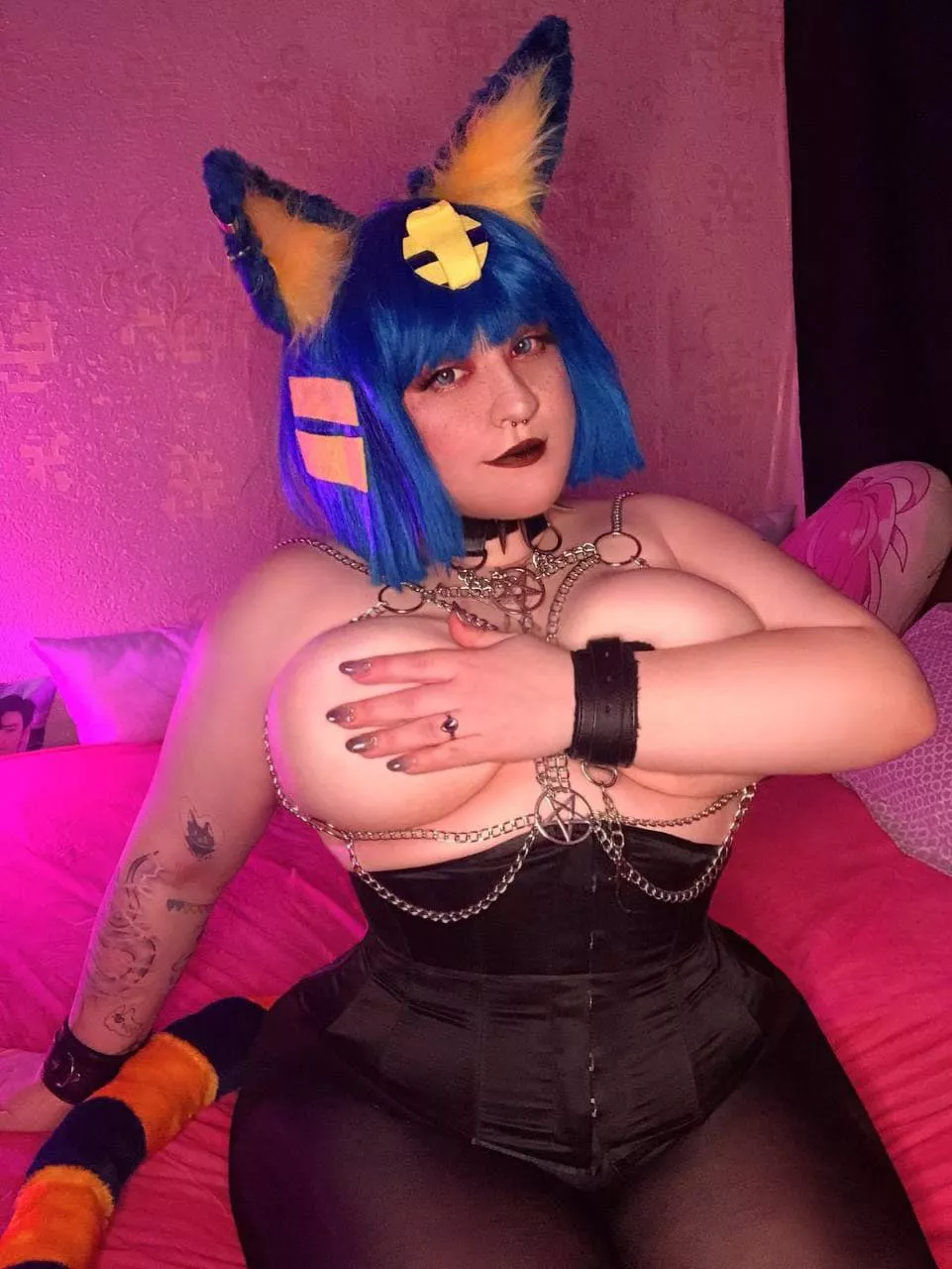 Meow? My Ankha cosplay (yan_friday)