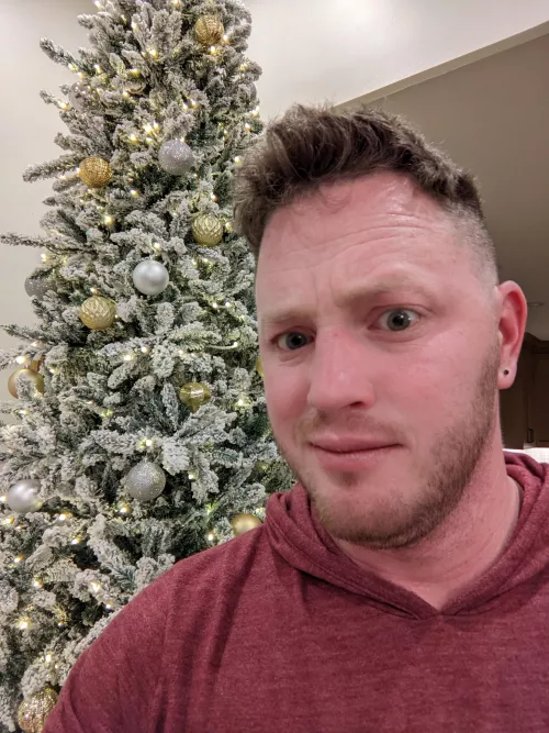 Merry Christmas bros, hope your holiday weekend starts off well.