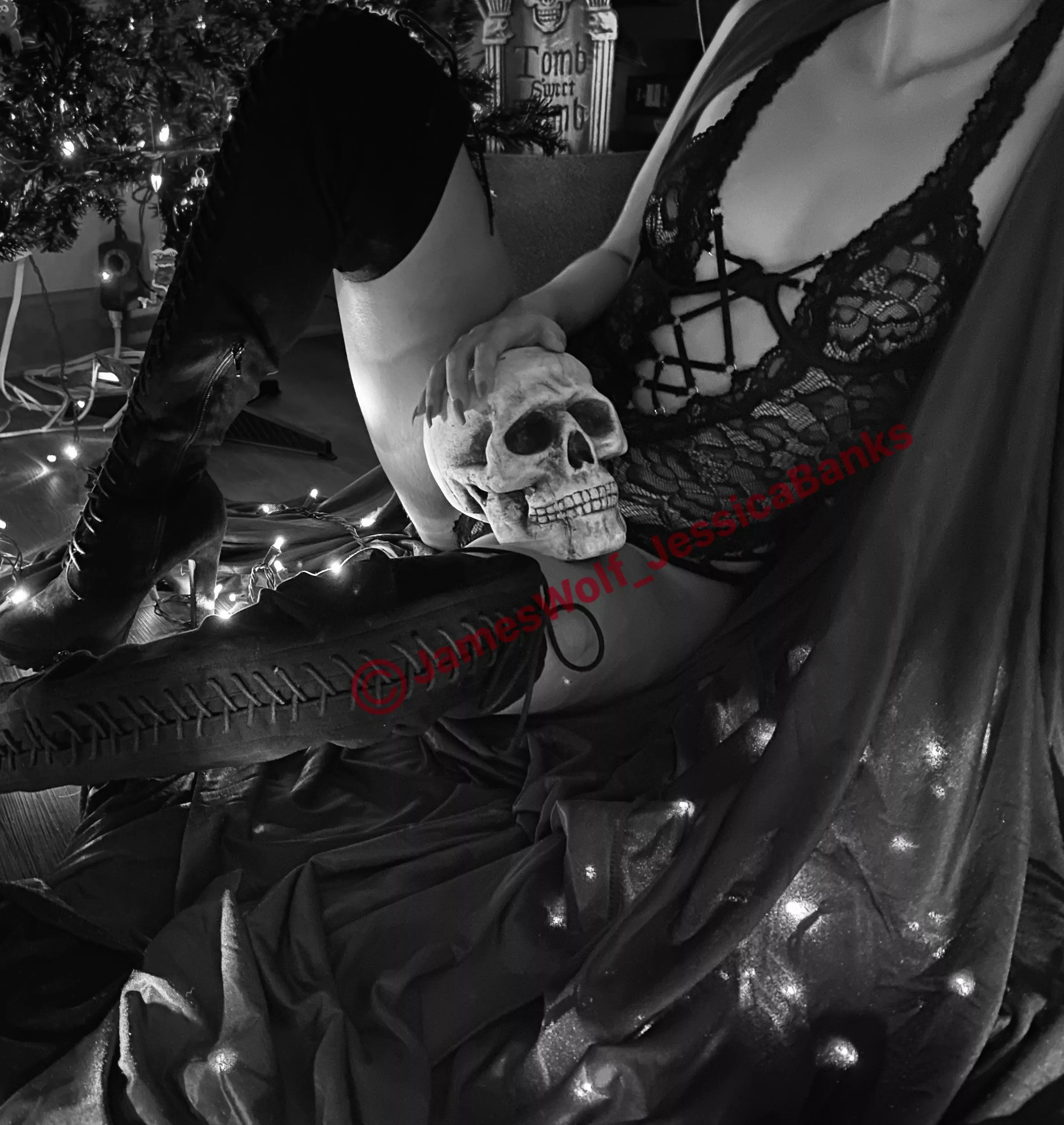 Merry Christmas Eve to all of my naughty boys and girls