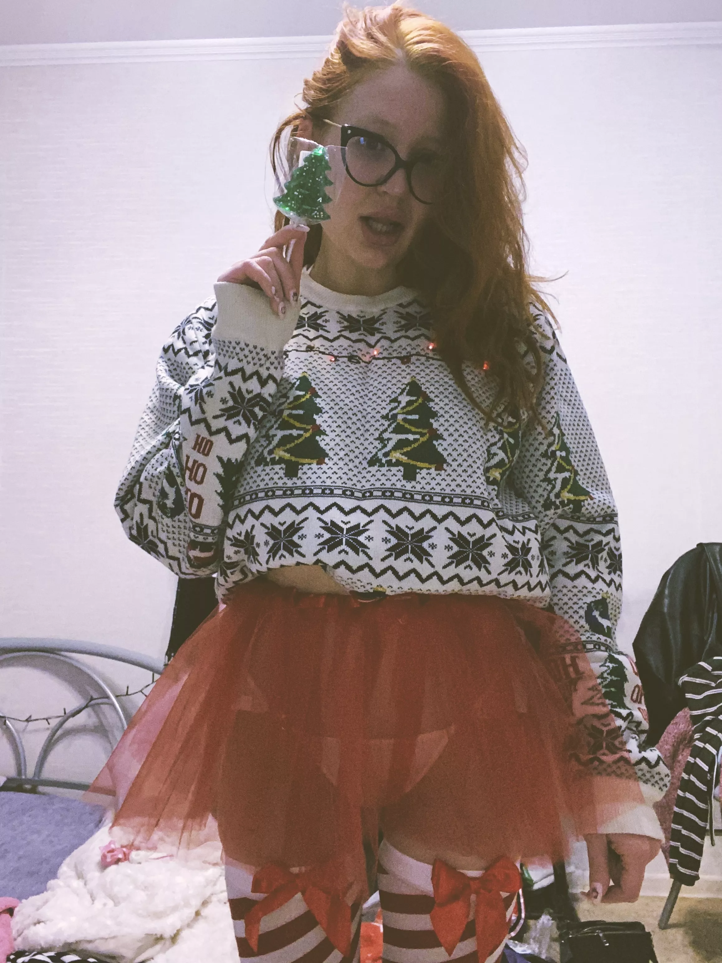 Merry Christmas everyone up in here! 😂🧡