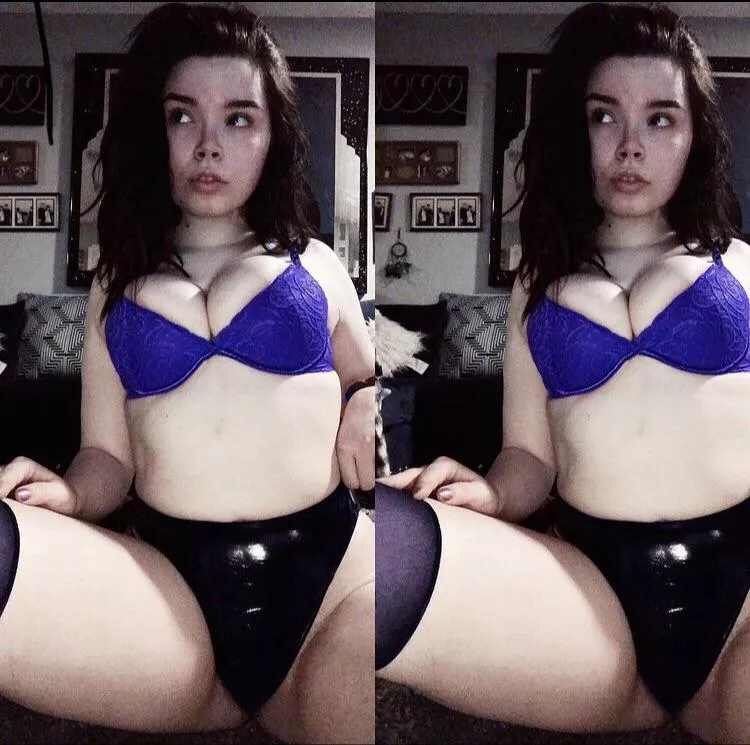 Merry Christmas reddit fam🎄Have you been naughty or nice?😈This year im giving you 2 of me😉