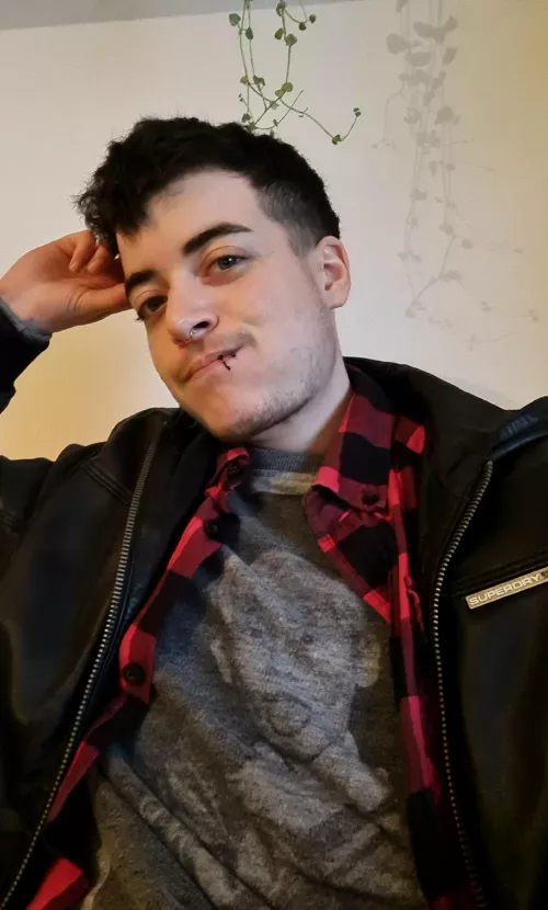 Merry Xmas to all the Gaymers home alone <3