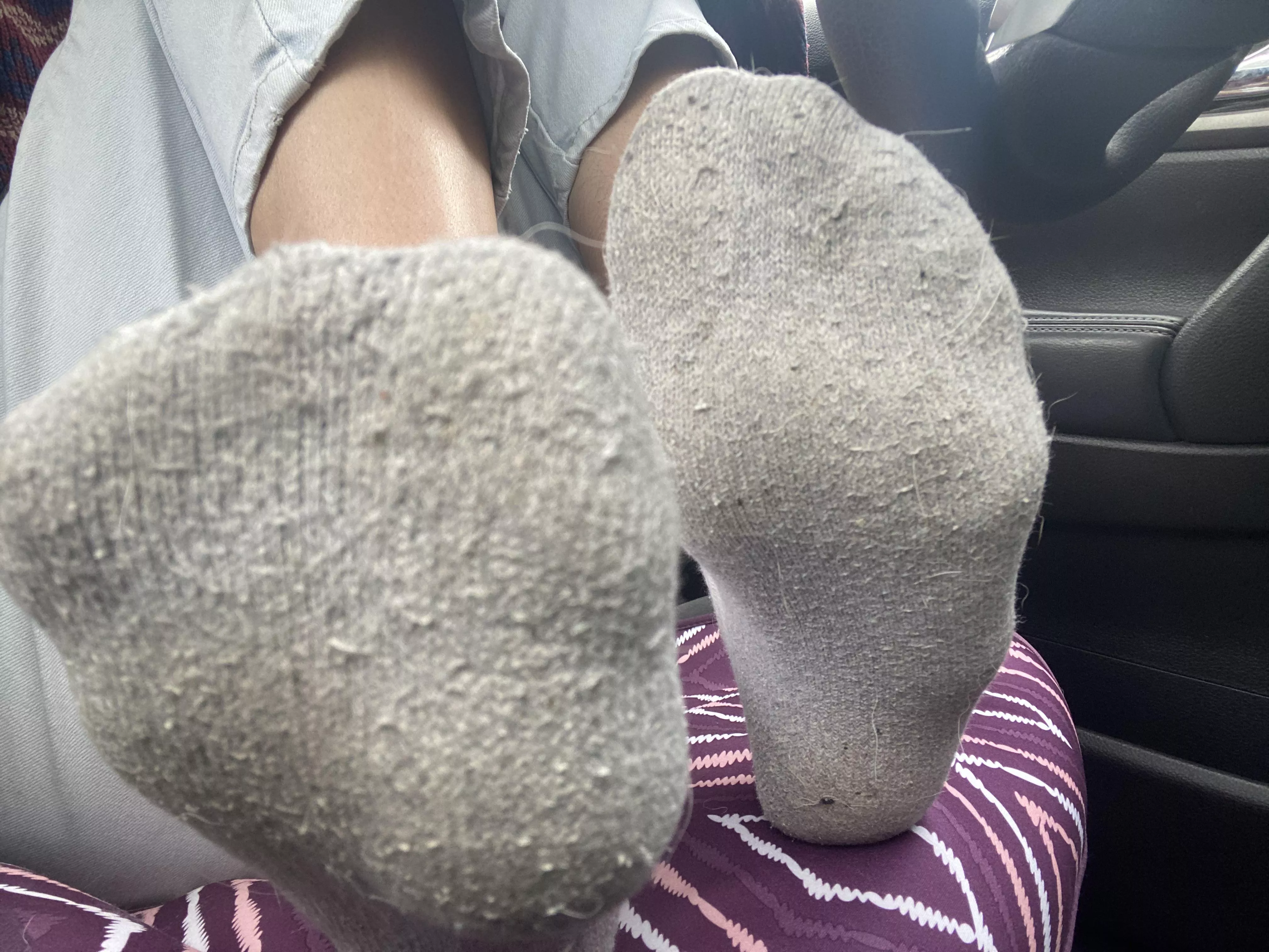 message me for custom foot pics :) message me for custom foot pics :)