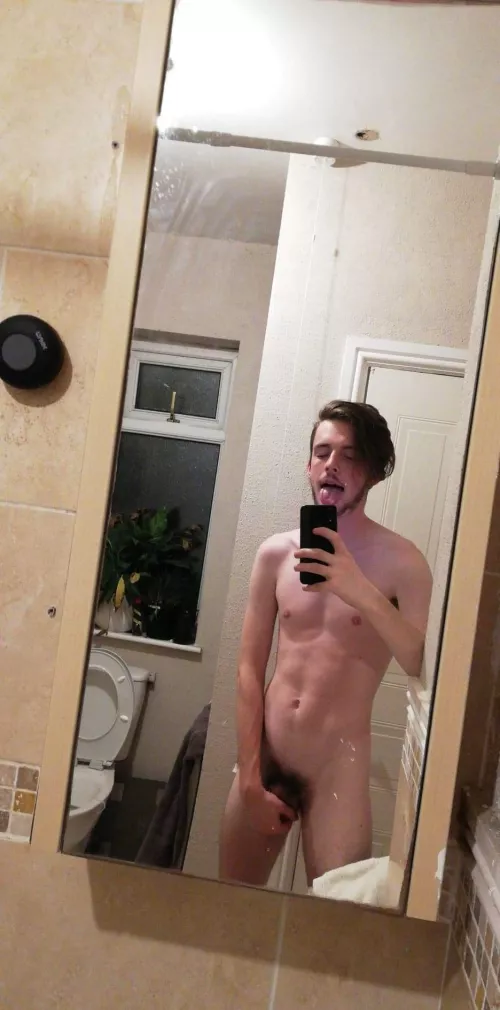 Message me if you like what you see π