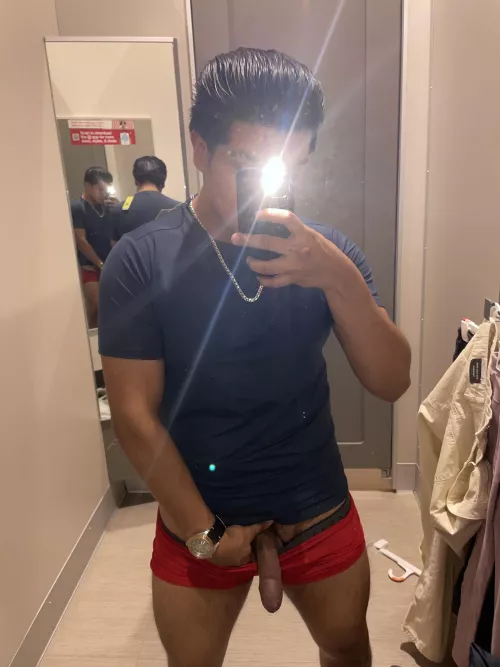 Mexican 25 target dressing room