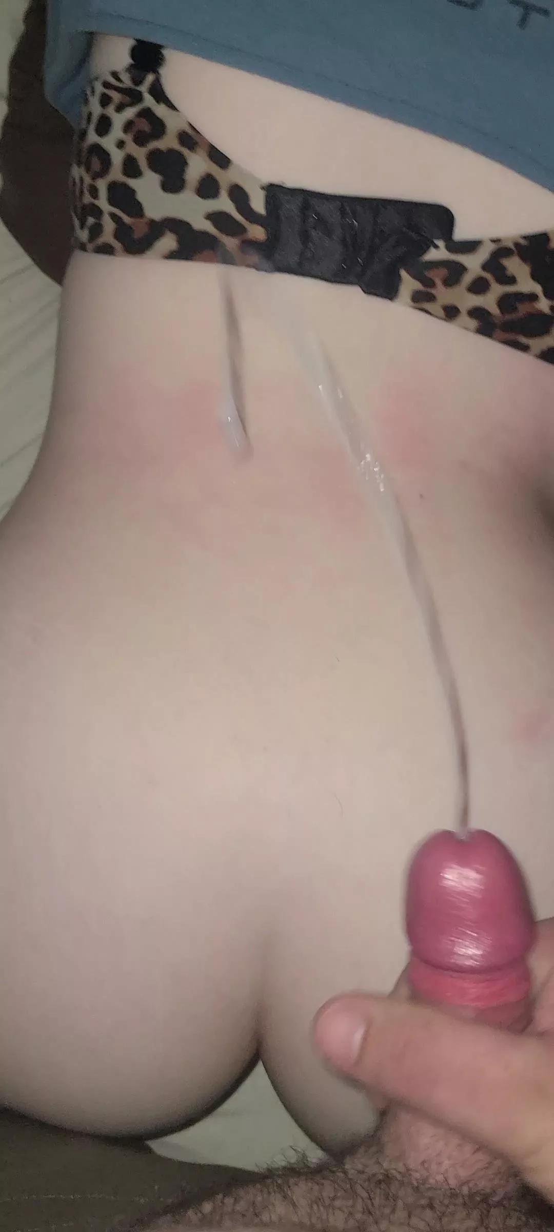 Mid cumshot on my 19yo Gf. Mid cumshot on my 19yo Gf.
