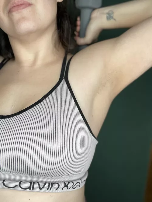 Mid workout selfie for you 🤗