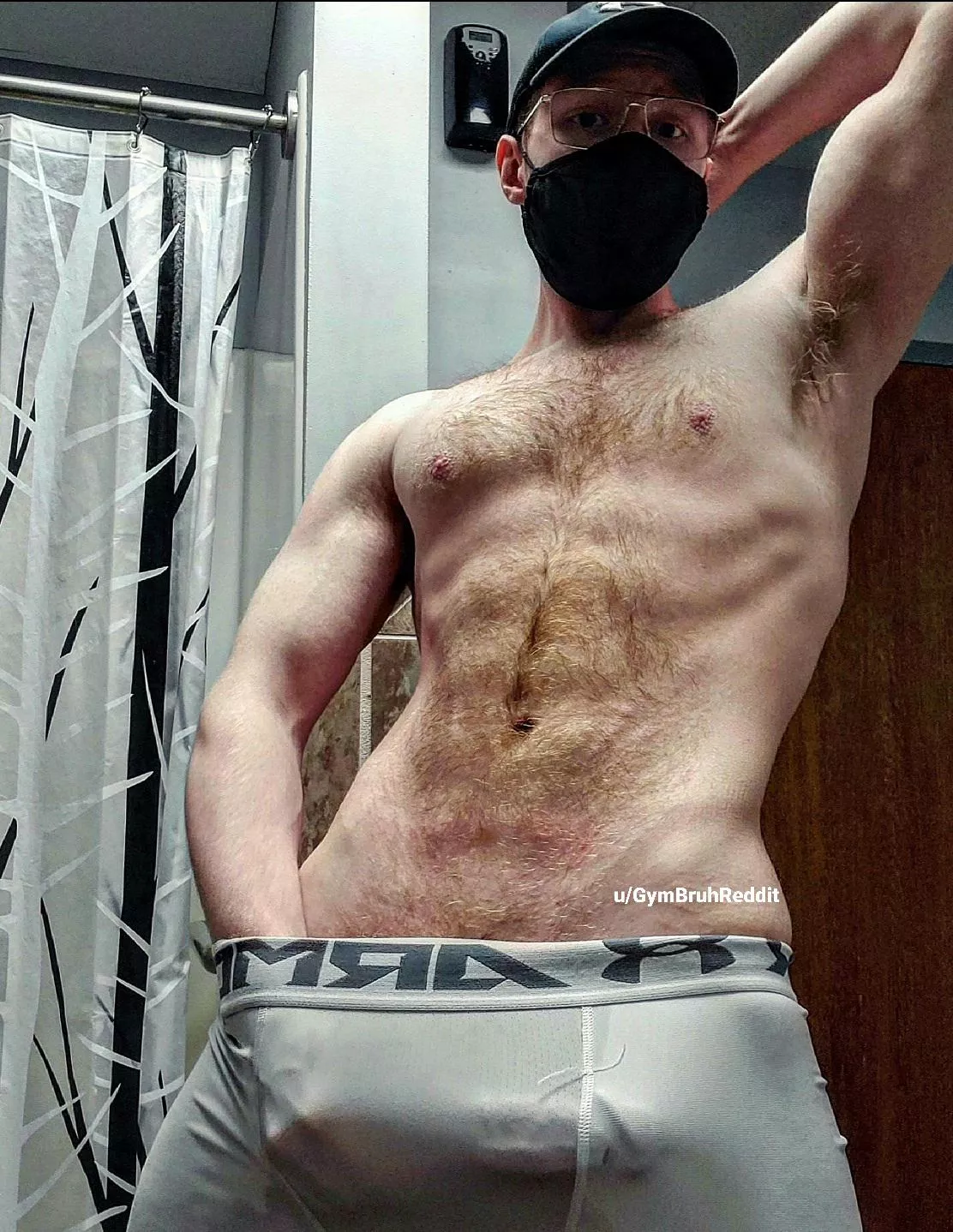 Mid-workout Bulge, meet me in the locker room bro 🤤😈