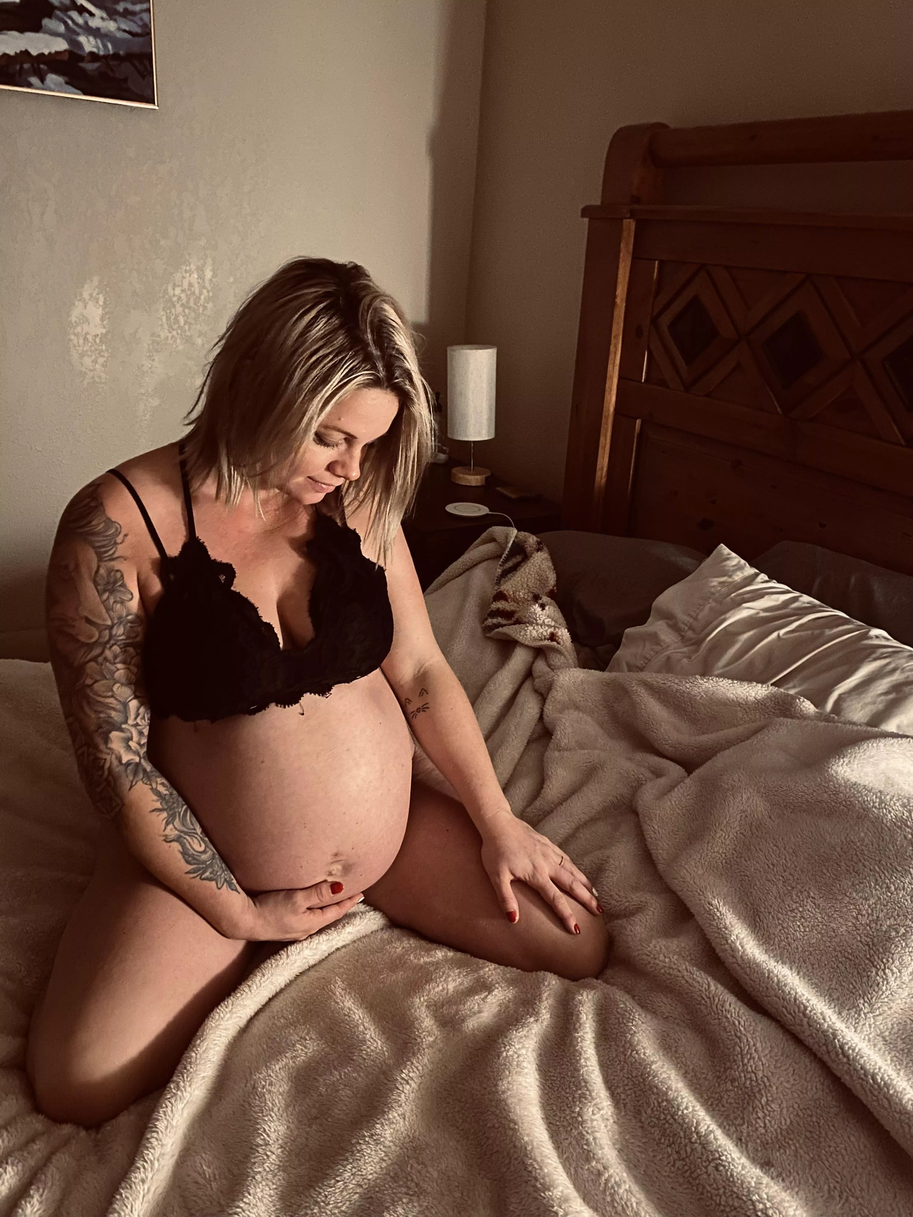 Might as well cum inside me 💦