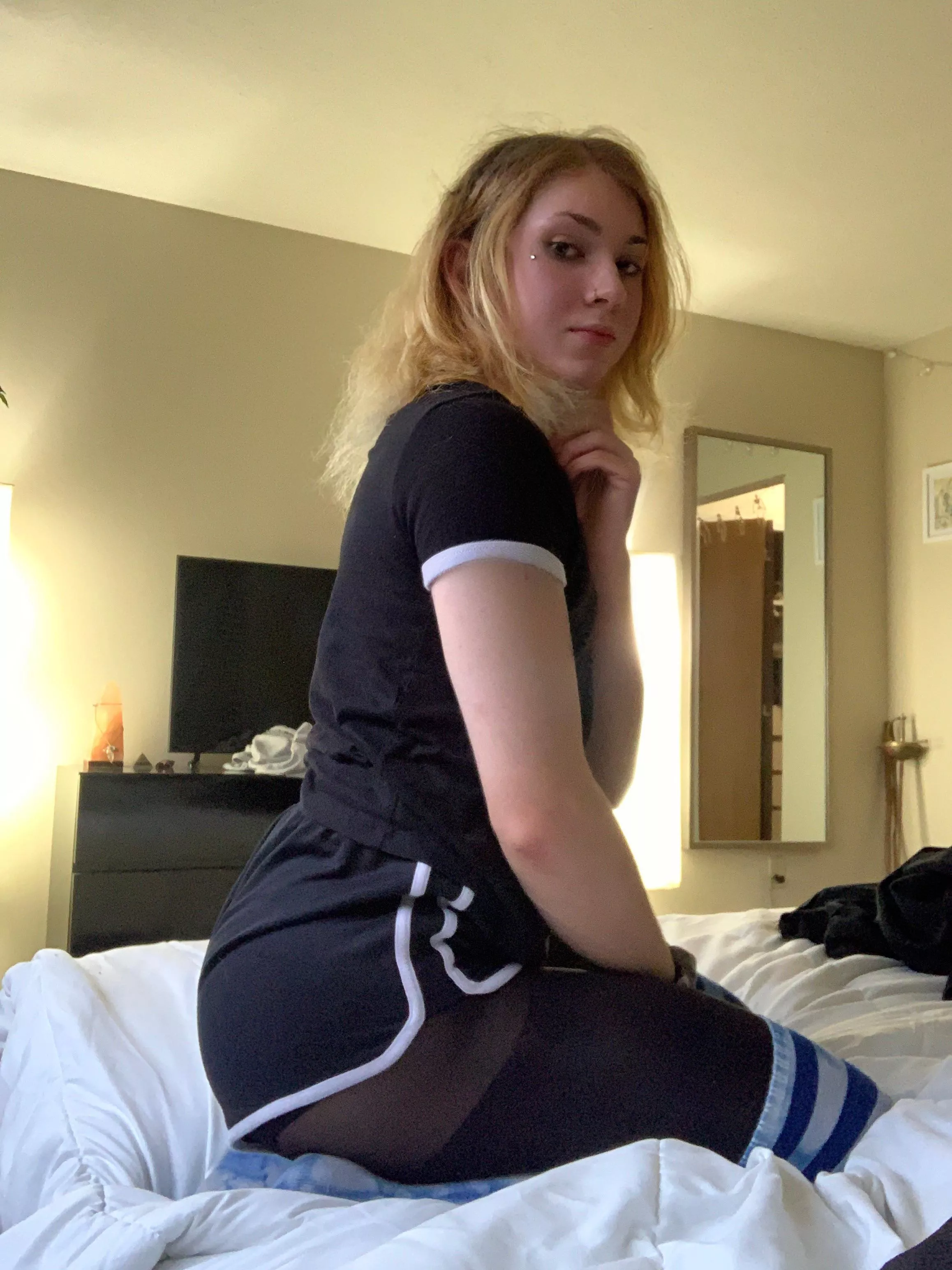 might as well post this one from the other day too... sorry if i'm posting too much :/